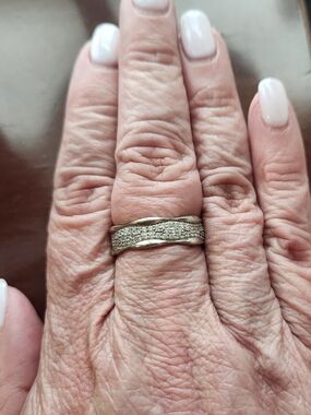 Tocara Diami Diamond Pave Twist Band Ring in Silver